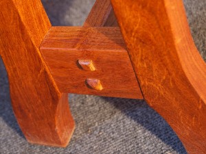 Mesquite Round Table - Curved Bench Foot